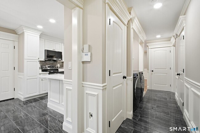 Foto del edificio - 193 The Meadows