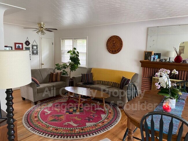 Foto del edificio - 206 W Chester St