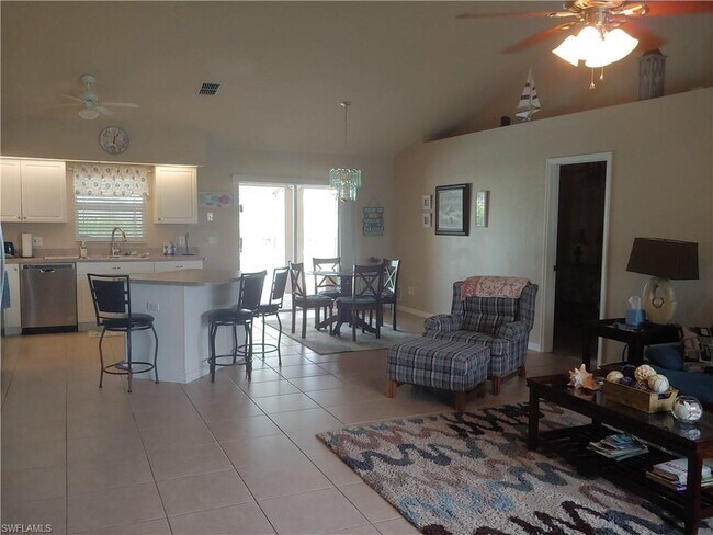 Foto del edificio - 3428 SW 17th Pl