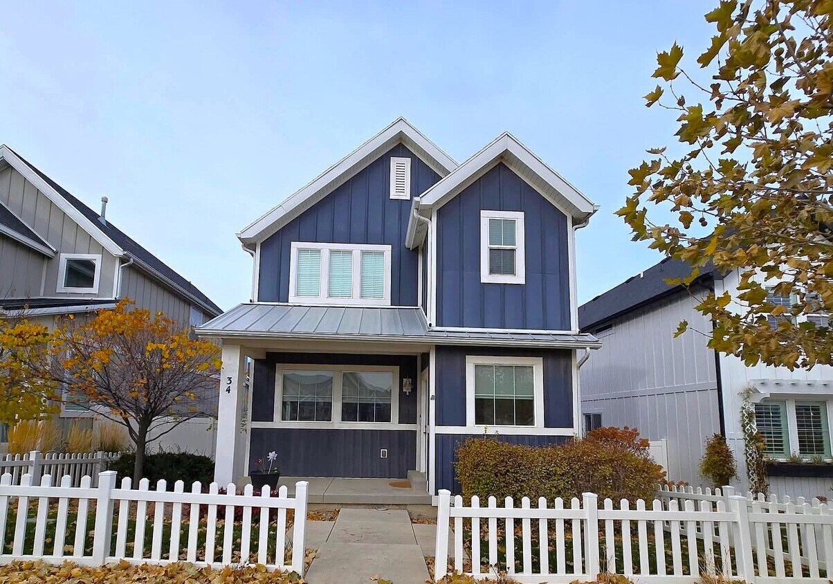 Primary Photo - 34 E Legacy Pkwy