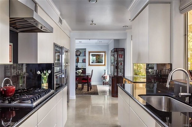 Building Photo - 2 br, 3 bath Condo - 1823 Manning Ave Apt 103