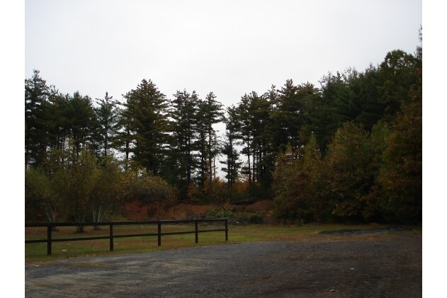 Building Photo - 274 Dimmick Rd