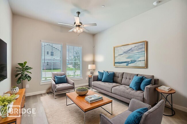 Building Photo - 1016 Hudson Wy