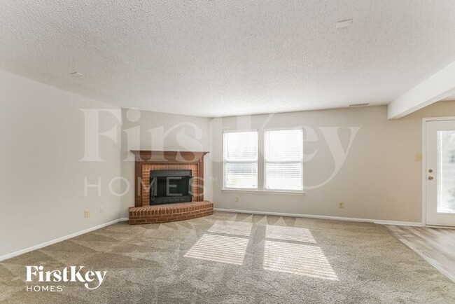 Building Photo - 11815 Buck Creek Cir