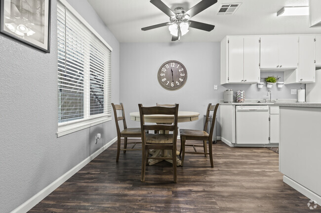 Breakfast Nook - Oak Park