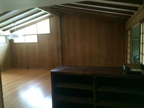 Building Photo - 221 W Lanikaula St