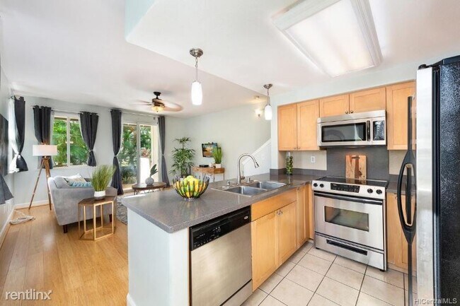 Building Photo - 92-1502 Ali'inui Dr