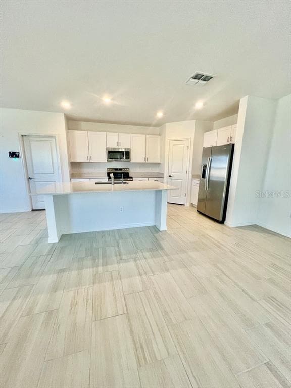 Foto del edificio - 9023 Bay Leaf Dr