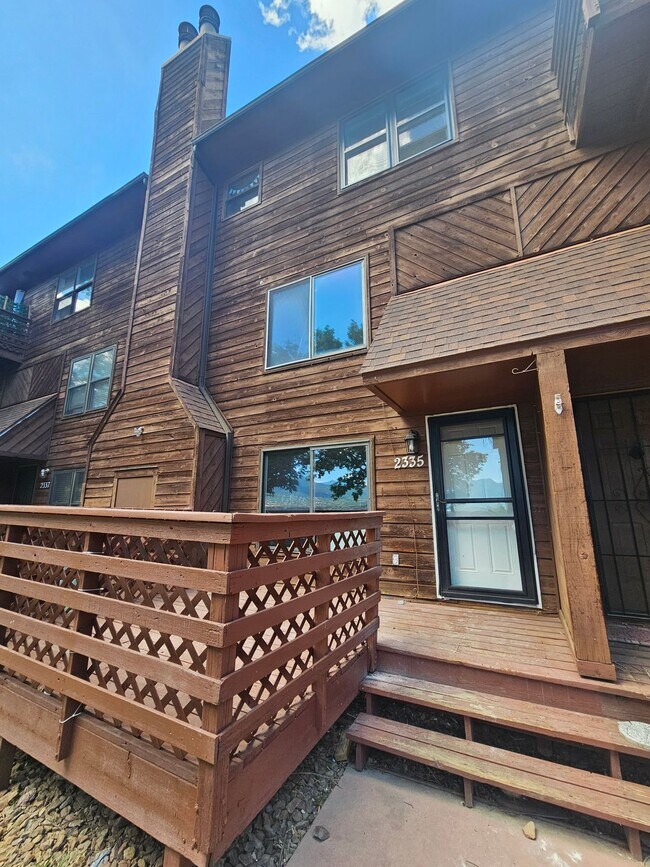 Foto del edificio - 2335 Stepping Stones Way