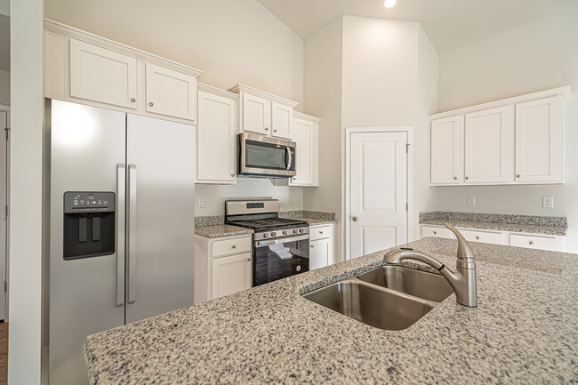Foto del edificio - 7023 Rivers Bridge Ct
