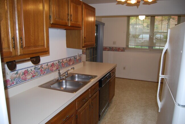 Kitchen 1 - 14209 Dove Creek Way