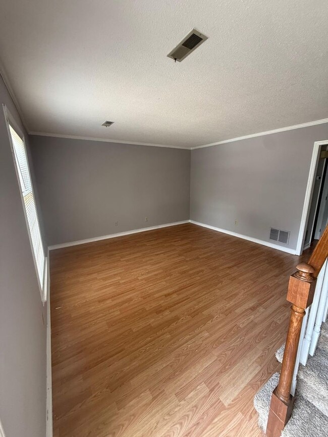 Building Photo - 4704 Lawndale Dr