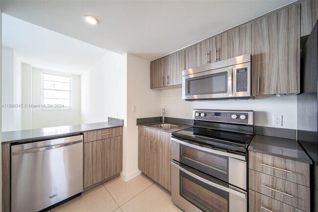 Foto del edificio - 910 West Ave