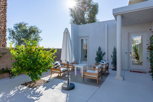 Foto del edificio - 4962 Frey Way