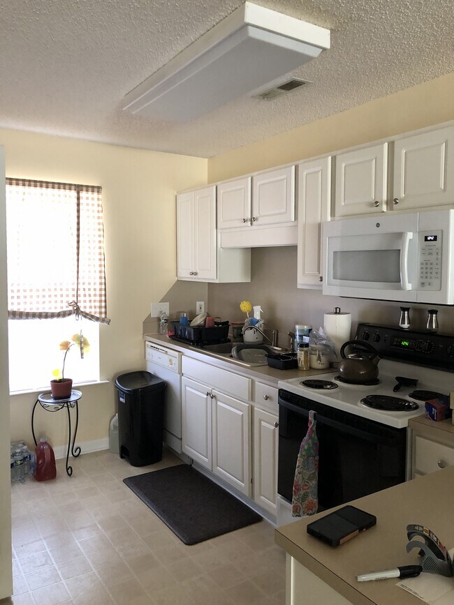 Foto del edificio - 2407 James St