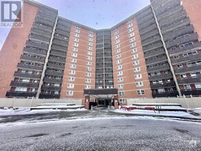 Building Photo - 2000-2000 Jasmine Crescent