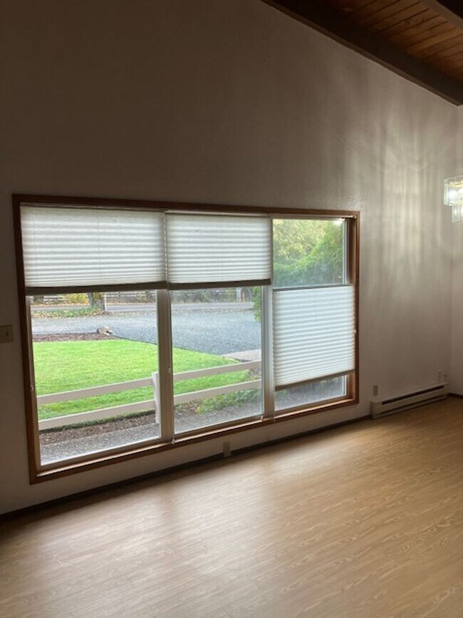 Foto del edificio - Charming 3-Bed 2.5 Bath in Rural Philomath
