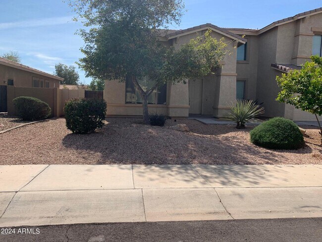 Foto del edificio - 14537 W Edgemont Ave