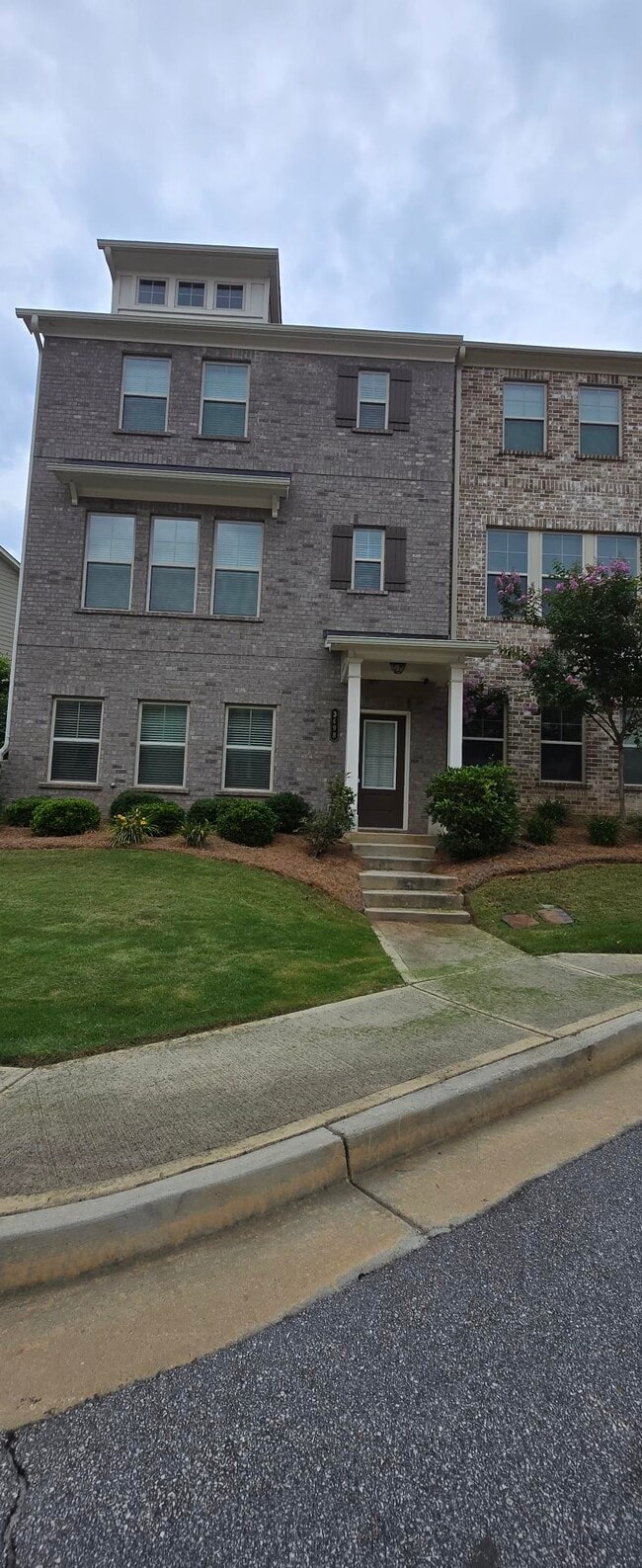 Front of the Townhouse - 3498 Hidden Valley Cir