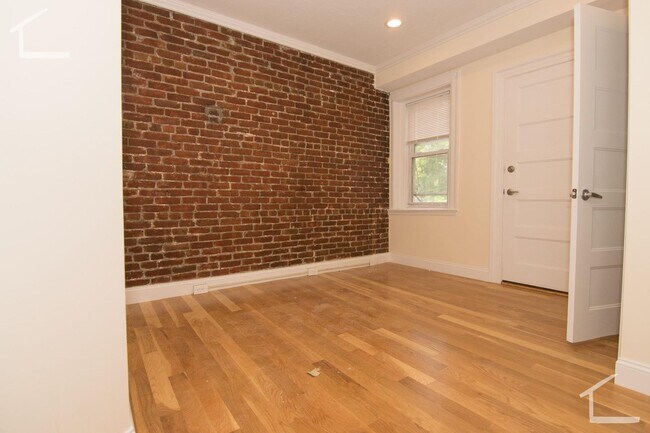Foto del edificio - 1610 Beacon St