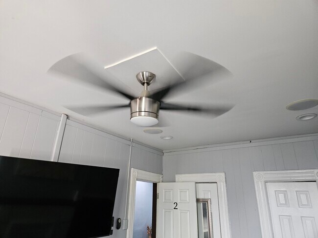 Foto del edificio - 693 Macdonough St