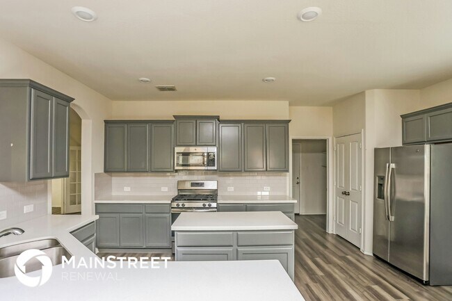 Building Photo - 8908 Finn Ln