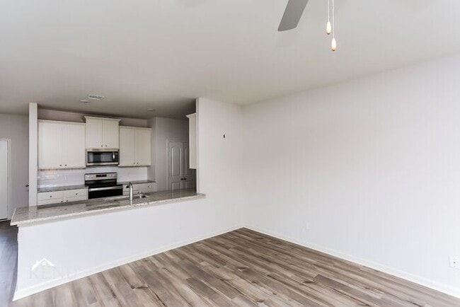 Building Photo - 1101 Wheatfield Ln