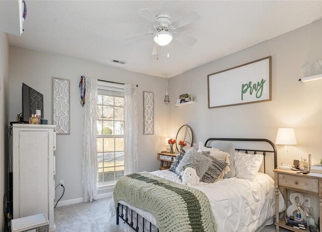 Building Photo - 110 Hawks Nest Dr