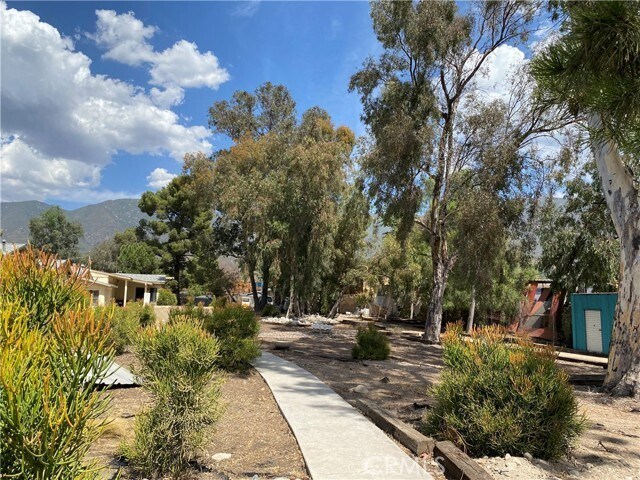 Foto del edificio - 19216 Kendall Dr