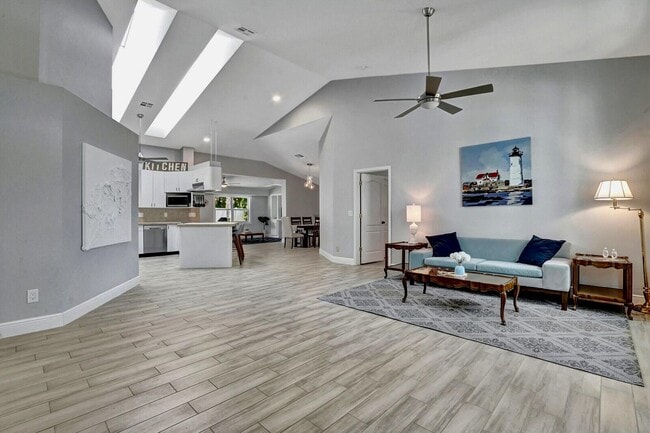 Building Photo - 1212 Mulberry Pl