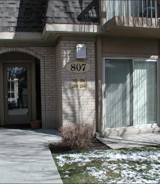 Alternate Building View 2 - Villas at Vine