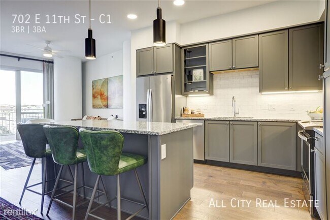 Foto del edificio - 702 E 11th St