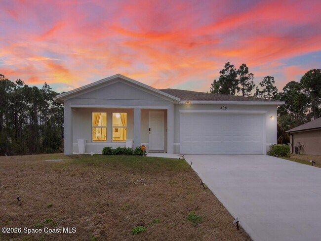 Foto del edificio - 496 Vanguard St SE