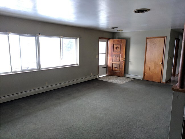 Building Photo - 100 S Calvert St