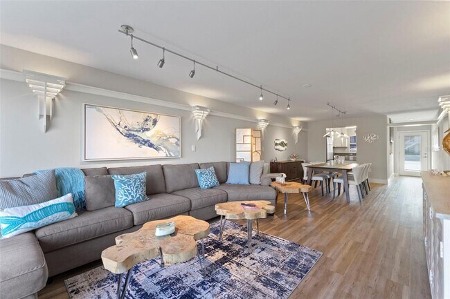 Foto del edificio - 3330 Gulf of Mexico Dr