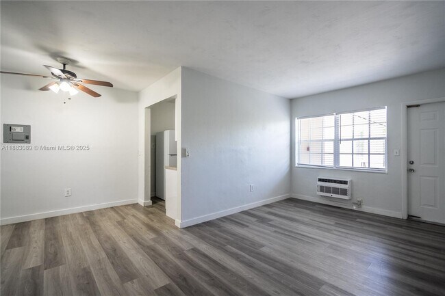 Building Photo - 1190 71st St