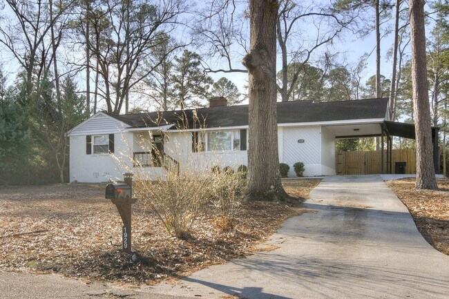 Foto del edificio - Fully Renovated Home in North Augusta