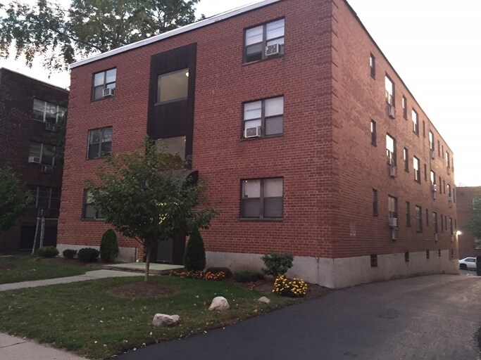 Foto principal - 241 Laurel St