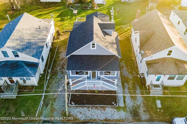 Foto del edificio - 530 E Point Pleasant Ave