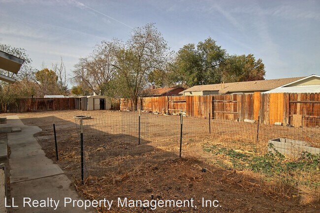 Building Photo - 3 br, 2 bath House - 808 D Street