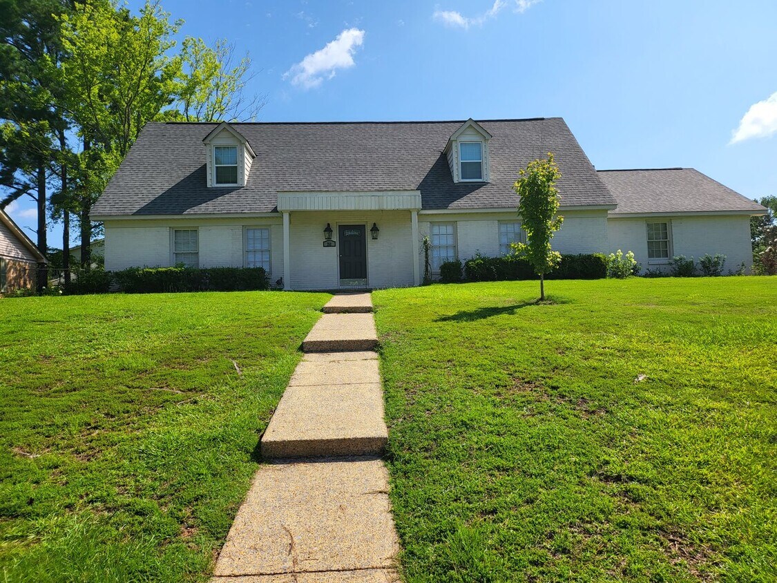 4 Bed, 2 baths in the Verner School zone a... House Rental in