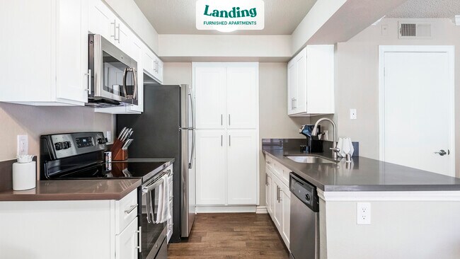 Foto del edificio - 4200 Village Dr