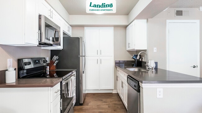 Building Photo - 4200 Village Dr