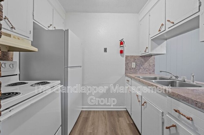 Photo - 1215 Mosstree Road Apartment