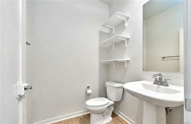 Foto del edificio - 126 Novel