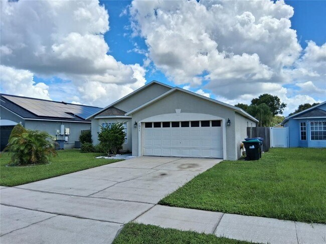 Foto del edificio - 2835 Palm Isle Wy