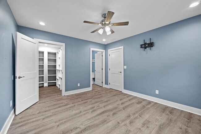 Foto del edificio - 10188 Russellville Rd