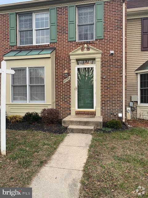 Building Photo - 8742 Manahan Dr