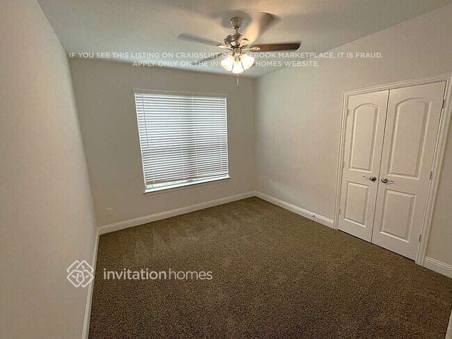 Building Photo - 254 Hedgewood Dr
