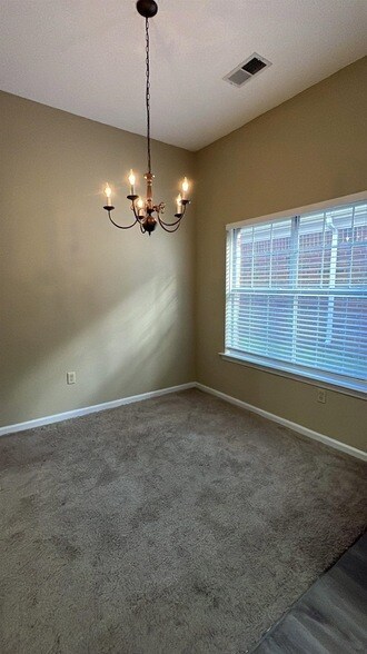 Foto del edificio - 2777 Virginia Woods Pl